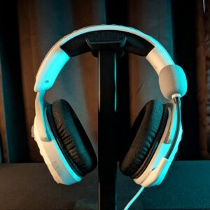 HyperX CloudX Stinger 2 Core Wired Gaming Headset for Xbox, 40mm Drivers, White