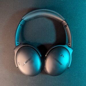 Bose QuietComfort Wireless Noise Cancelling Headphones, Bluetooth, 24H Battery