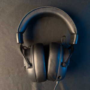 Amazon Basics USB Gaming Headphones, 7.1 Surround, Detachable Mic, 50mm Drivers